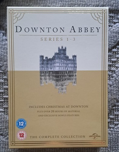 Downtown abbey series 3 - abbey,